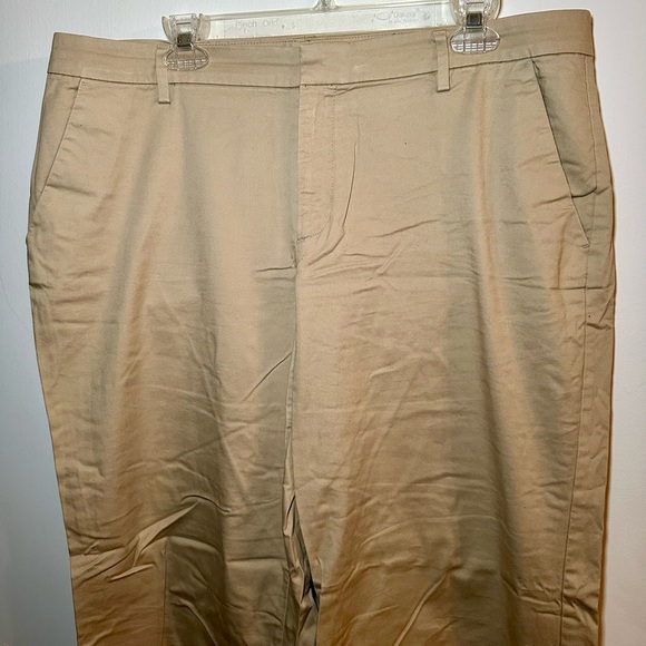 Gap perfect khaki pant size 16R - Picture 2 of 11